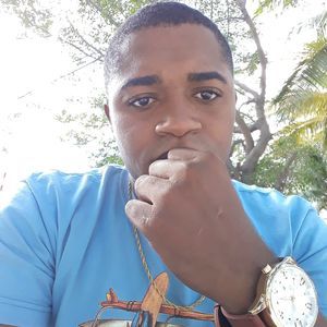 Meet your Posher, Wallace